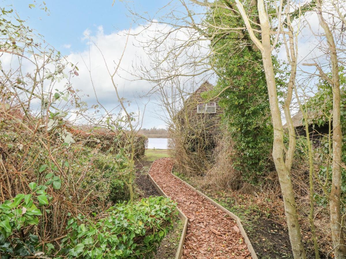 Cygnus Boathouse Villa South Walsham Exterior photo